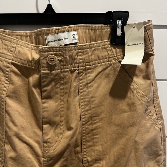 Abercrombie and Fitch Cargo Relax Utility Pants - Picture 2 of 7
